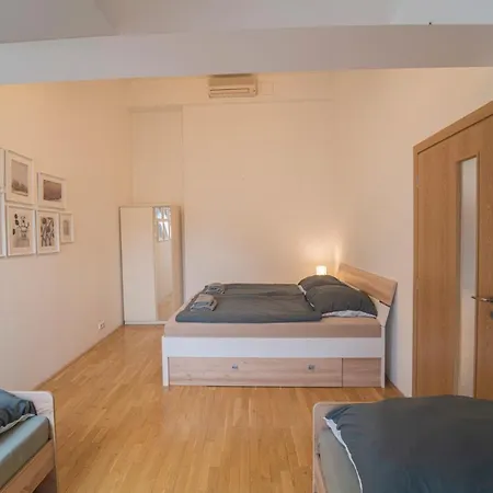 Free Parking- Cozy Apartment In Historical Building Center Prague Exterior photo