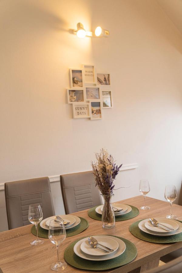 Free Parking- Cozy In Historical Building Center Appartement *